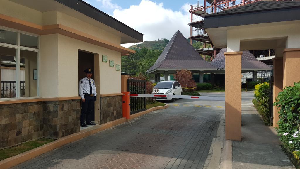 The Courtyards Goshen Apartment Baguio City ภายนอก รูปภาพ