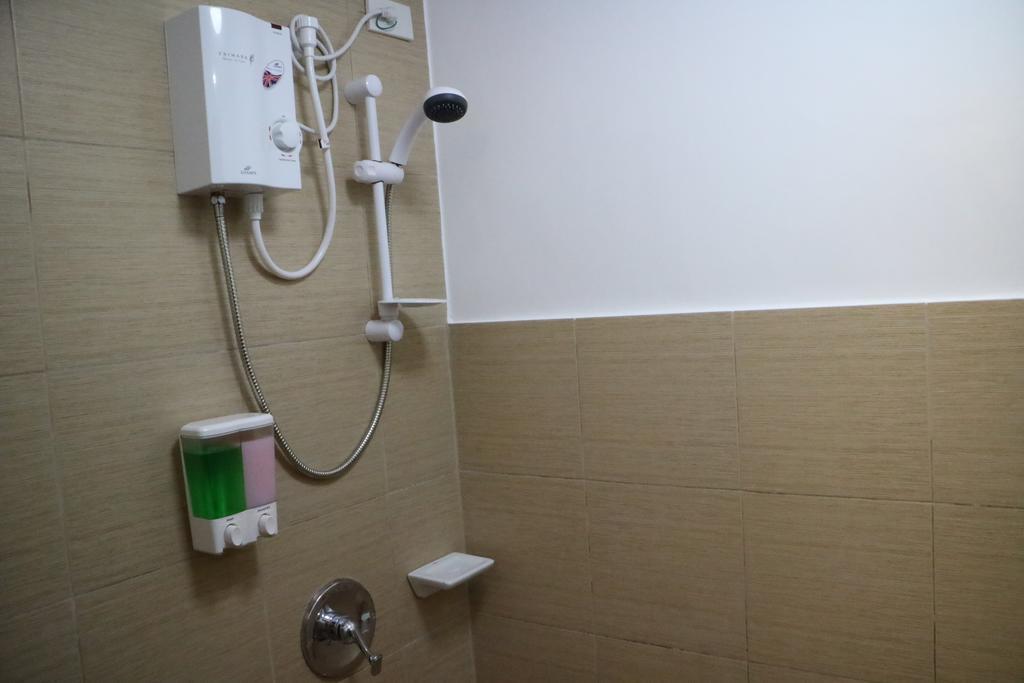 The Courtyards Goshen Apartment Baguio City ภายนอก รูปภาพ